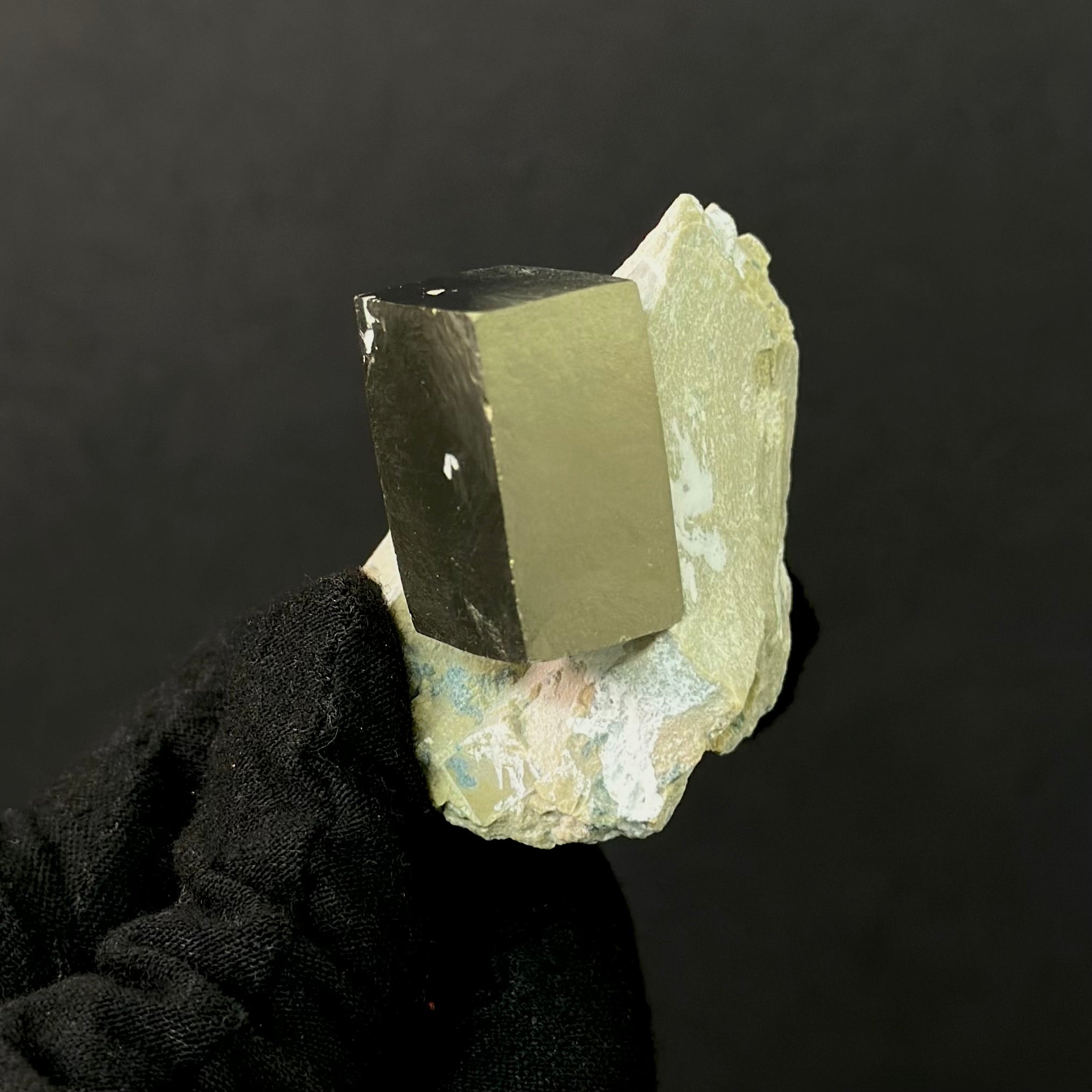 Rectangle on Matrix Pyrite from Mina Ampliación A Victoria, Navajún, Spain.