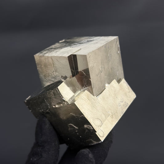 COLLECTION Intergrown Cubic Large Specimen, from Mina Ampliación A Victoria, Navajún, Spain.