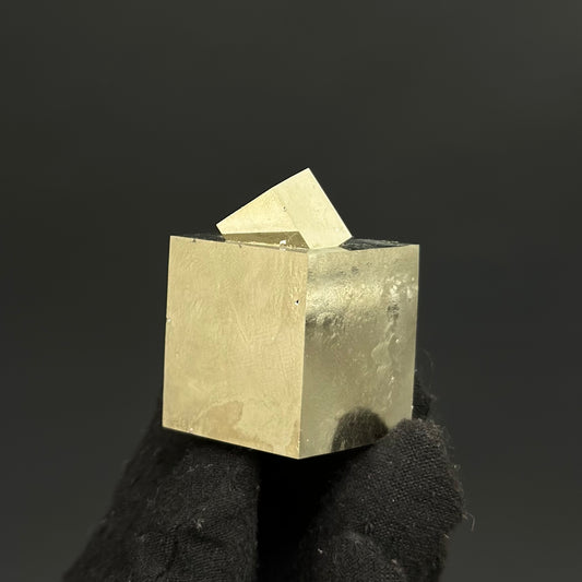 Intergrown Pyrite from Mina Ampliación A Victoria, Navajún, Spain.