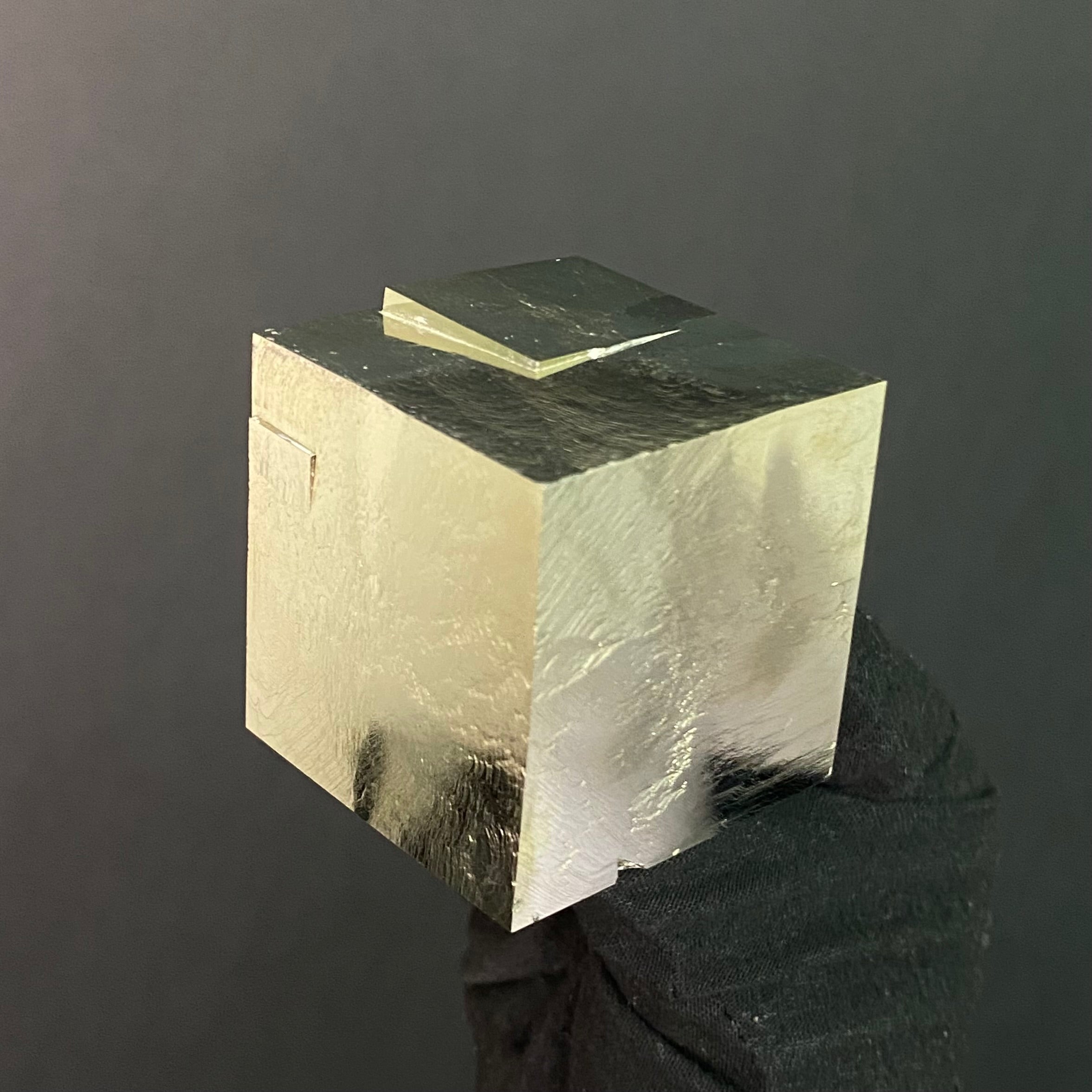 Single Cube Pyrite Specimen from Mina Ampliación A Victoria, Navajún, Spain.