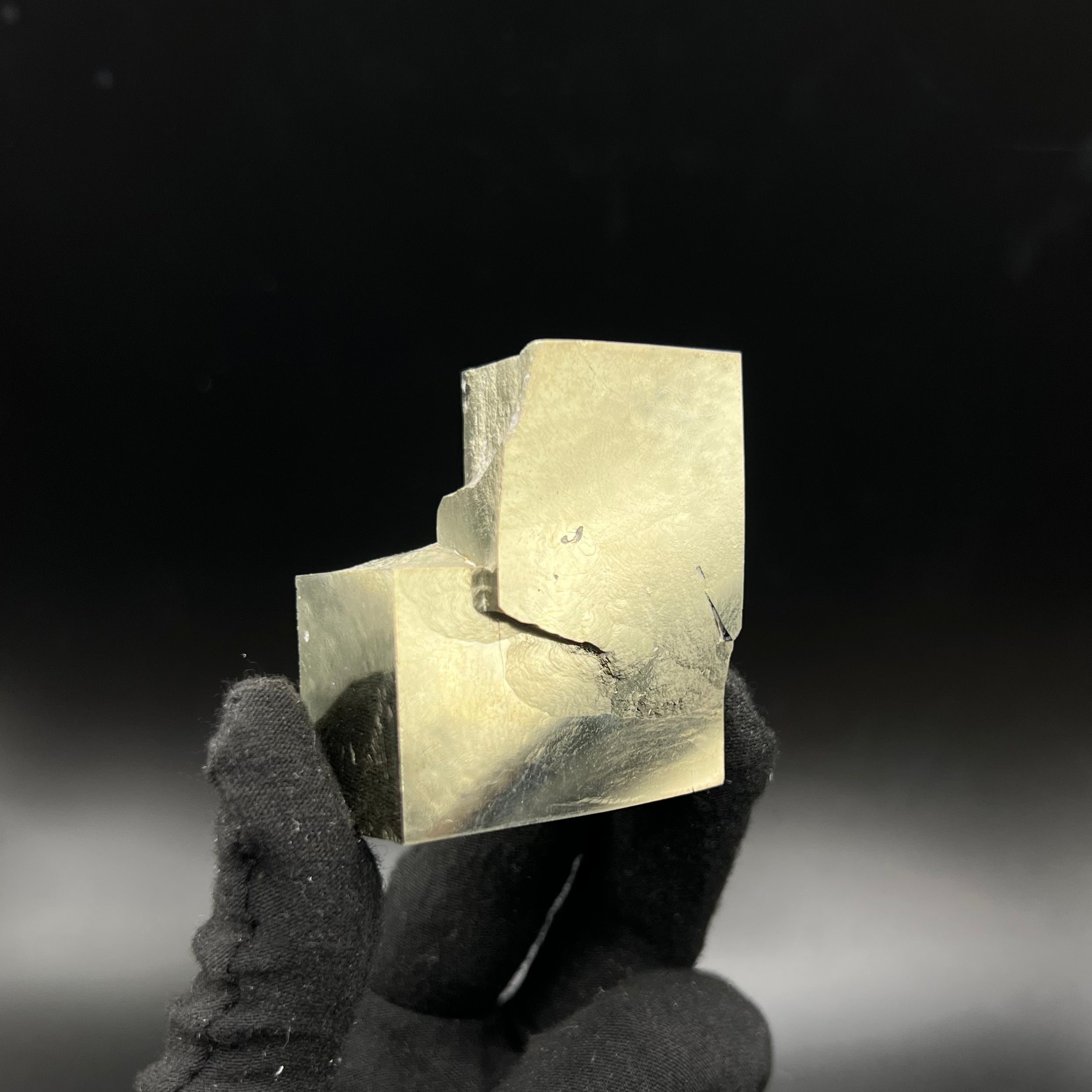 Pyrite Cube from Mina Ampliación A Victoria, Navajún, Spain.